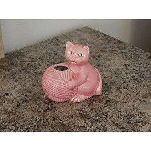Prestige 1980 Pink Cat With Yarn Ball String Holder String Dispenser 4.5" X 5"